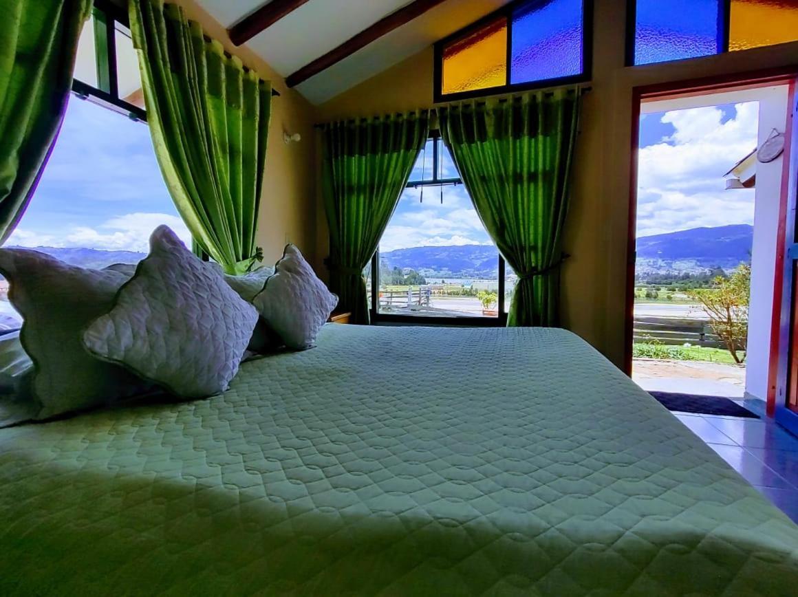 Hotel Cabanas San Cayetano Paipa Luaran gambar