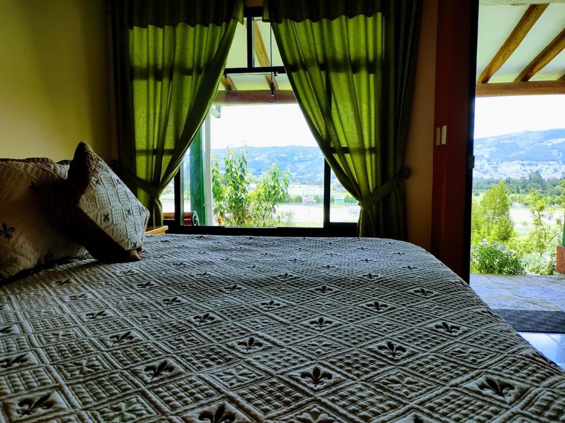 Hotel Cabanas San Cayetano Paipa Luaran gambar