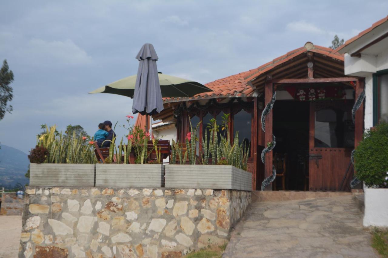 Hotel Cabanas San Cayetano Paipa Luaran gambar