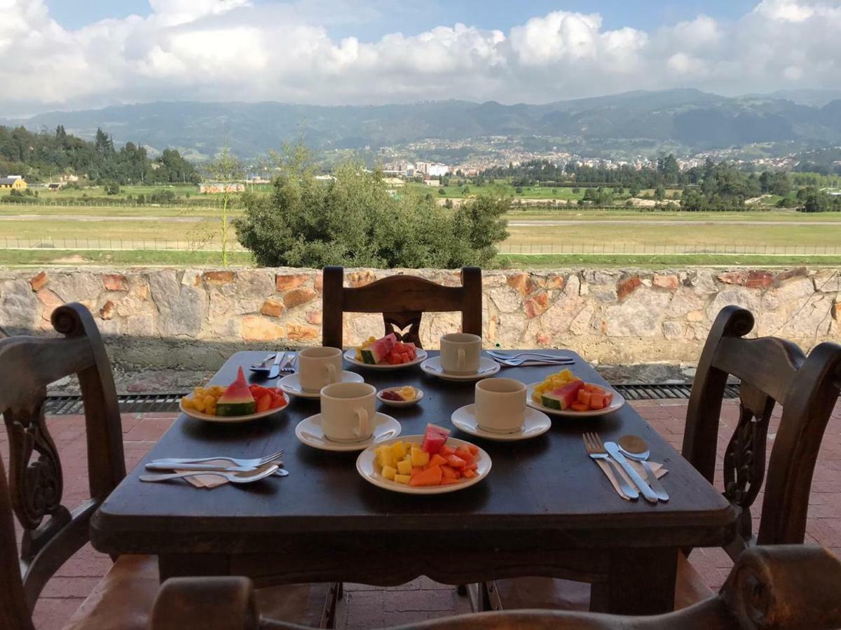 Hotel Cabanas San Cayetano Paipa Luaran gambar